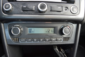 Volkswagen Polo 1.2 TSI 105CH SPORTLINE 5P  occasion  Toulouse - photo n5