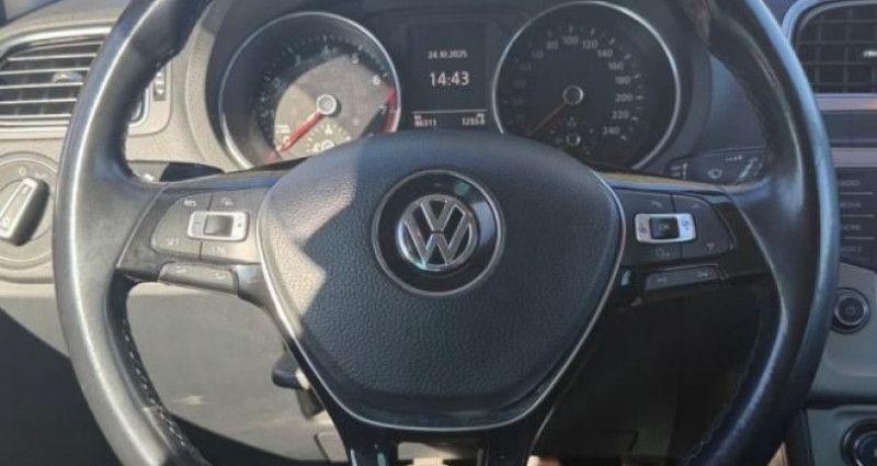 Volkswagen Polo 1.2 TSI 110 BLUEMOTION R-LINE 2 EME MAIN START AND STOP CARP 2016 - photo n°4 Volkswagen Polo 1.2 TSI 110 BLUEMOTION R-LINE 2 EME MAIN START AND STOP CARP  occasion à SAINTE MAXIME - photo n°4
