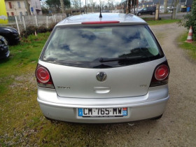 Volkswagen Polo 1.4 TDI 70CH CONFORTLINE 5P  occasion � Aucamville - photo n�6
