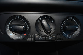 Volkswagen Polo 1.6 TDI 75CH FAP TRENDLINE 5P  occasion � Toulouse - photo n�5