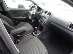 Volkswagen Polo 1.6 TDI 90CH FAP SPORTLINE 5P  occasion  Aucamville - photo n4