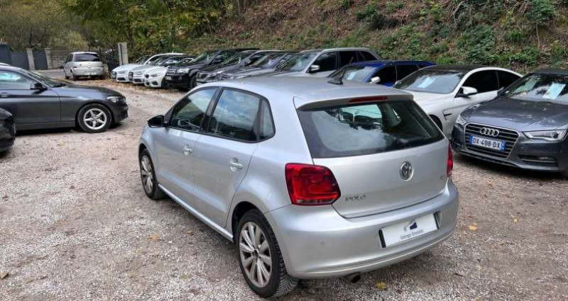 Volkswagen Polo 1.6 TDi 90cv Sportline 2011 - photo n°3 Volkswagen Polo 1.6 TDi 90cv Sportline  occasion à Sathonay-Camp - photo n°3