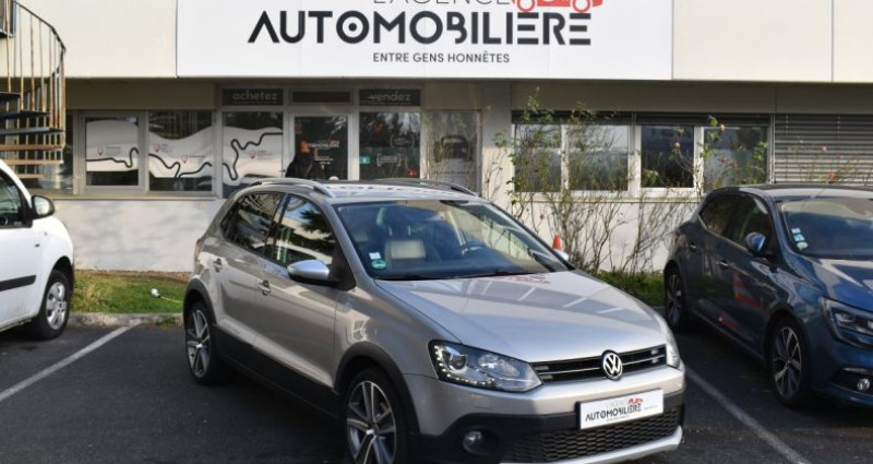 Volkswagen Polo V Cross 1.2 TSi 105 cv ENTRETIEN EXCLUSI