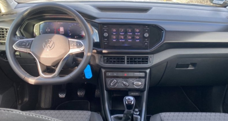 Volkswagen T-cross 1.0 TSI 95 Start/Stop BVM5 Life Tech 2023 - photo n°6 Volkswagen T-cross 1.0 TSI 95 Start/Stop BVM5 Life Tech  occasion à La Rochelle - photo n°6