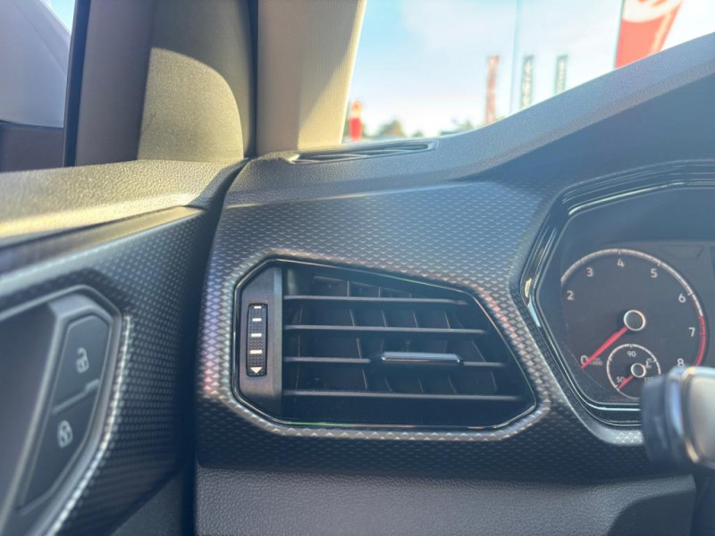 Volkswagen T-cross 1.0 TSI 95 Start&Stop  Lounge 2021 - photo n°17 Volkswagen T-cross 1.0 TSI 95 Start&Stop  Lounge  occasion à Lormont - photo n°17