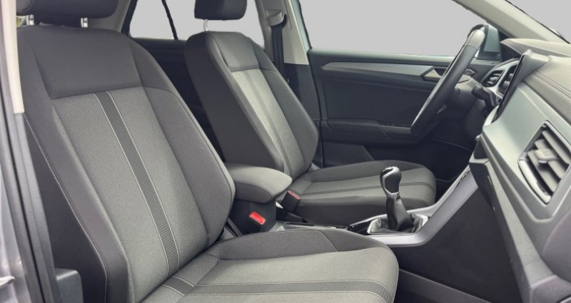 Volkswagen T-Roc 1.0 TSI 116 Start/Stop BVM6 VW Edition 2025 - photo n°7 Volkswagen T-Roc 1.0 TSI 116 Start/Stop BVM6 VW Edition  occasion à La Rochelle - photo n°7