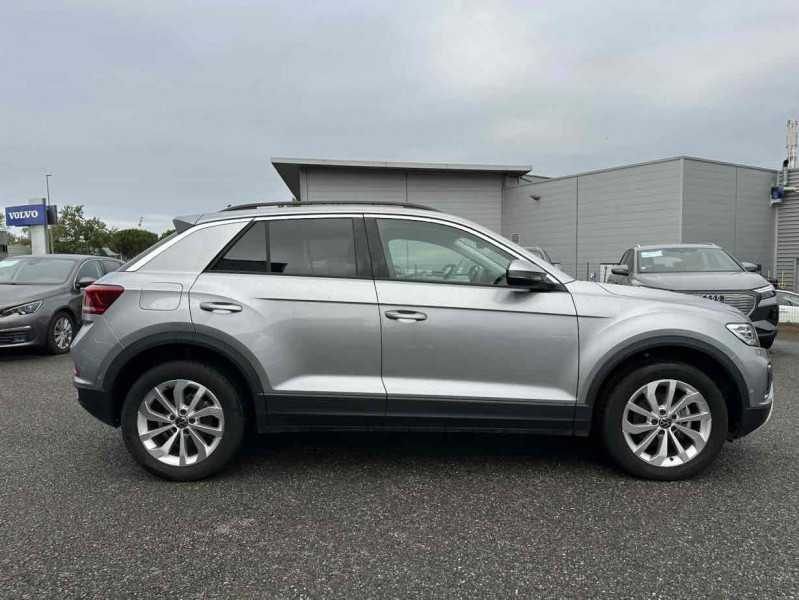 Volkswagen T-Roc 1.5 TSI EVO 150CH LIFE DSG7 2024 - photo n°6 Volkswagen T-Roc 1.5 TSI EVO 150CH LIFE DSG7  occasion à Labège - photo n°6