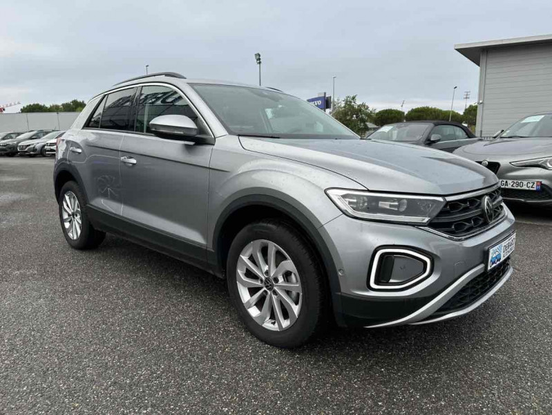 Volkswagen T-Roc 1.5 TSI EVO 150CH LIFE DSG7 2024 - photo n°8 Volkswagen T-Roc 1.5 TSI EVO 150CH LIFE DSG7  occasion à Labège - photo n°8