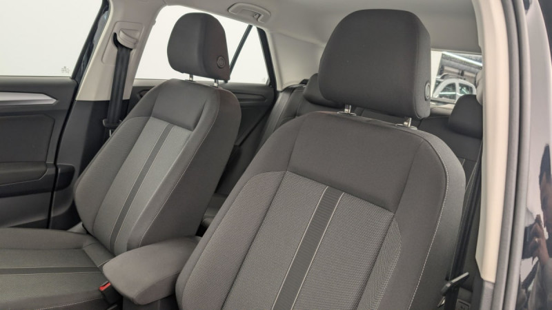 Volkswagen T-Roc 1.5 TSI EVO2 150 Start Stop BVM6 Life 2024 - photo n°16 Volkswagen T-Roc 1.5 TSI EVO2 150 Start Stop BVM6 Life  occasion à SAINT-GREGOIRE - photo n°16