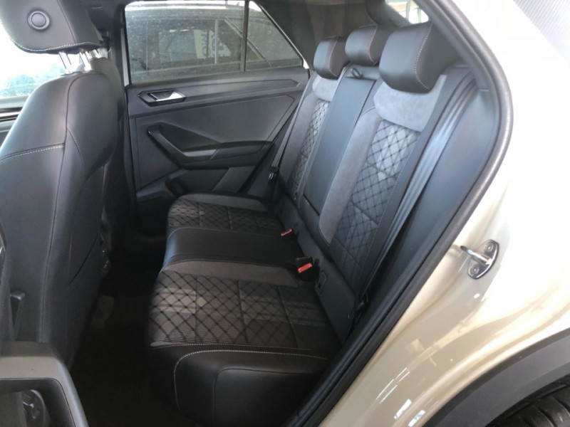 Volkswagen T-Roc 2.0 TDI 150CH R-LINE DSG7 2025 - photo n°10 Volkswagen T-Roc 2.0 TDI 150CH R-LINE DSG7  occasion à Labège - photo n°10