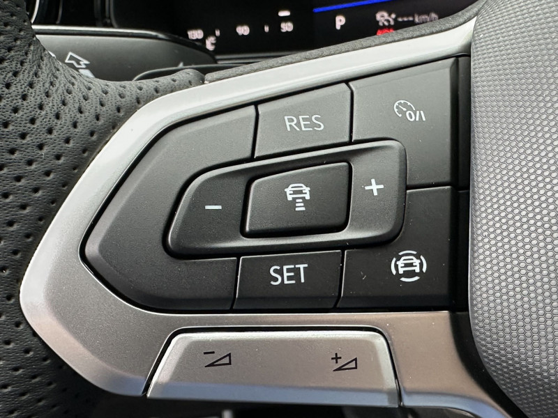 Volkswagen T-Roc 2.0 TDI 150CH R-LINE DSG7 2025 - photo n°20 Volkswagen T-Roc 2.0 TDI 150CH R-LINE DSG7  occasion à Labège - photo n°20