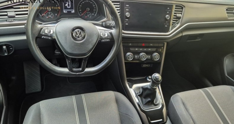 Volkswagen T-Roc BUSINESS 1.0 TSI 115 Start/Stop BVM6 Lounge 2017 - photo n°7 Volkswagen T-Roc BUSINESS 1.0 TSI 115 Start/Stop BVM6 Lounge  occasion à Saint Doulchard - photo n°7