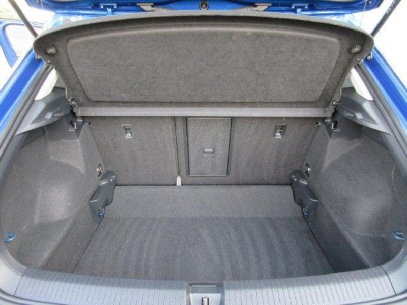 Volkswagen T-Roc Life Navi ParkPilot + Kamera LED DAB+ 2022 - photo n°13 Volkswagen T-Roc Life Navi ParkPilot + Kamera LED DAB+  occasion à L'Union - photo n°13