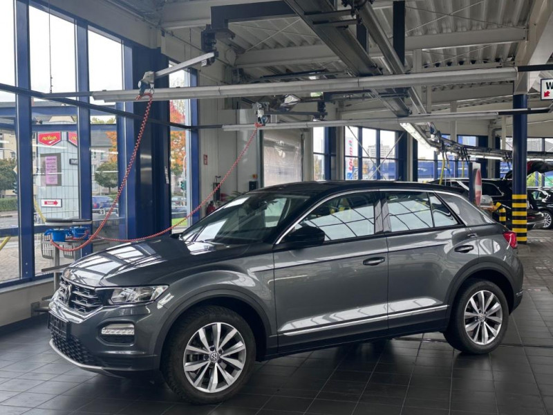 Volkswagen T-Roc Style 4Motion 1 HAND/ EURO 6 2018 - photo n°12 Volkswagen T-Roc Style 4Motion 1 HAND/ EURO 6  occasion à L'Union - photo n°12