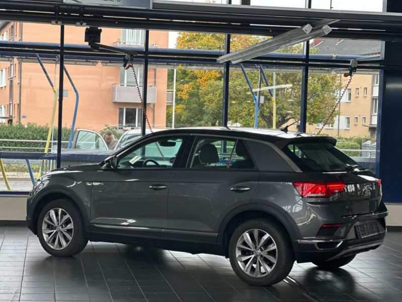 Volkswagen T-Roc Style 4Motion 1 HAND/ EURO 6 2018 - photo n°9 Volkswagen T-Roc Style 4Motion 1 HAND/ EURO 6  occasion à L'Union - photo n°9