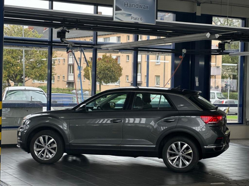 Volkswagen T-Roc Style 4Motion 1 HAND/ EURO 6 2018 - photo n°13 Volkswagen T-Roc Style 4Motion 1 HAND/ EURO 6  occasion à L'Union - photo n°13