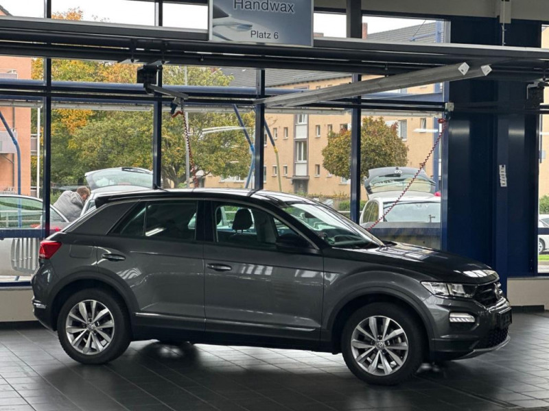 Volkswagen T-Roc Style 4Motion 1 HAND/ EURO 6 2018 - photo n°4 Volkswagen T-Roc Style 4Motion 1 HAND/ EURO 6  occasion à L'Union - photo n°4