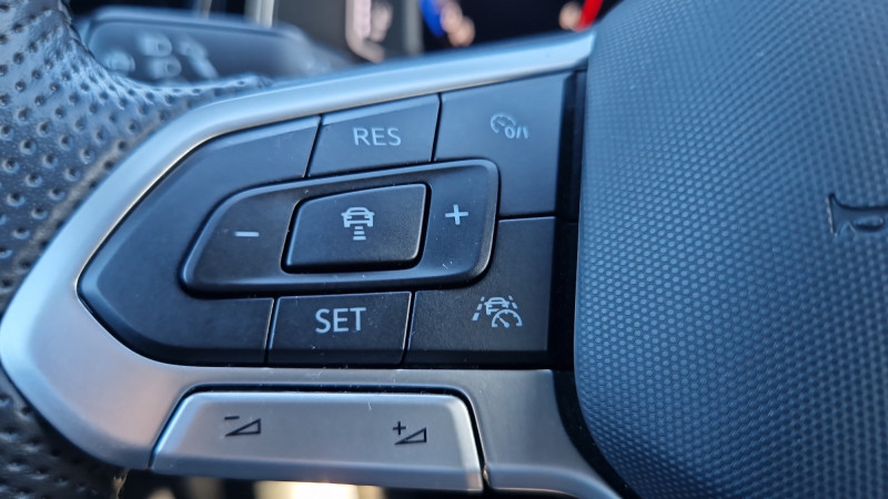 Volkswagen T-Roc T-Roc 1.5 TSI EVO2 150 Start/Stop DSG7 R-Line Edition 5p  - photo n°12 Volkswagen T-Roc T-Roc 1.5 TSI EVO2 150 Start/Stop DSG7 R-Line Edition 5p  occasion à TARBES  - photo n°12