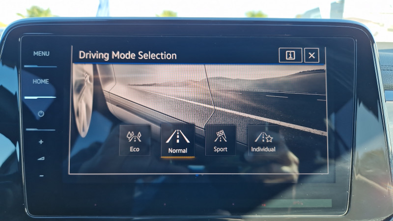 Volkswagen T-Roc T-Roc 1.5 TSI EVO2 150 Start/Stop DSG7 R-Line Edition 5p  - photo n°11 Volkswagen T-Roc T-Roc 1.5 TSI EVO2 150 Start/Stop DSG7 R-Line Edition 5p  occasion à TARBES  - photo n°11