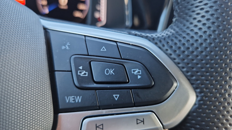 Volkswagen T-Roc T-Roc 1.5 TSI EVO2 150 Start/Stop DSG7 R-Line Edition 5p  - photo n°15 Volkswagen T-Roc T-Roc 1.5 TSI EVO2 150 Start/Stop DSG7 R-Line Edition 5p  occasion à TARBES  - photo n°15