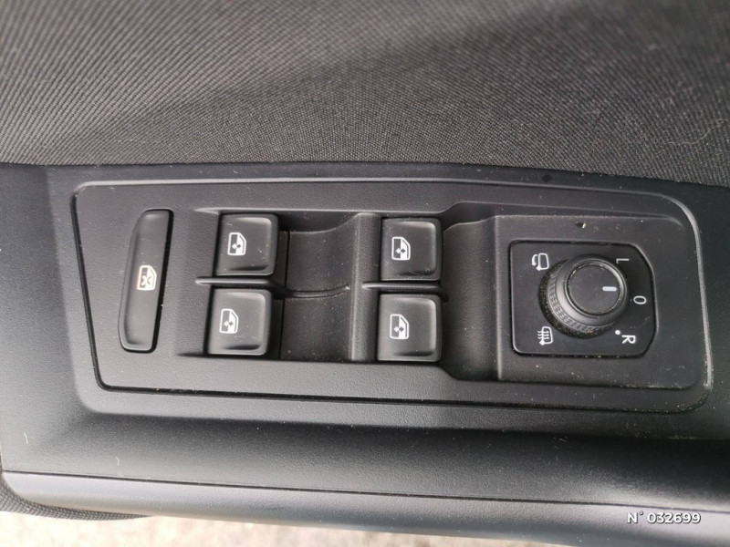 Volkswagen T-Roc T-Roc 2.0 TDI 150 Start/Stop DSG7 2022 - photo n°14 Volkswagen T-Roc T-Roc 2.0 TDI 150 Start/Stop DSG7  occasion à Brie-Comte-Robert - photo n°14