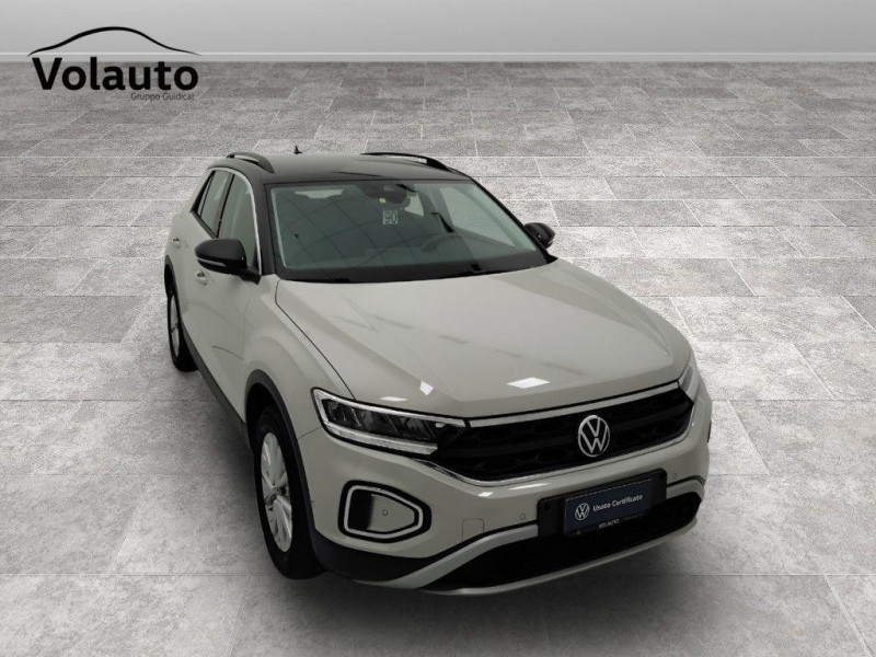 Volkswagen T-Roc VOLKSWAGEN T-Roc 2022 - T-Roc 2.0 tdi Life 115cv 2022 - photo n°8 Volkswagen T-Roc VOLKSWAGEN T-Roc 2022 - T-Roc 2.0 tdi Life 115cv  occasion à L'Union - photo n°8