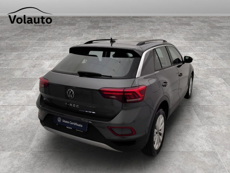 Volkswagen T-Roc VOLKSWAGEN T-Roc 2022 - T-Roc 2.0 tdi Life 115cv 2022 - photo n°6 Volkswagen T-Roc VOLKSWAGEN T-Roc 2022 - T-Roc 2.0 tdi Life 115cv  occasion à L'Union - photo n°6