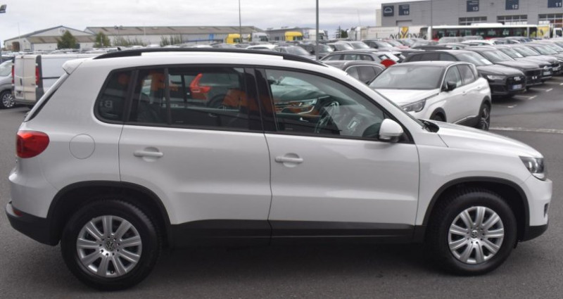 Volkswagen Tiguan 1.4 TSI 125 BlueMotion Technology 2015 - photo n°4 Volkswagen Tiguan 1.4 TSI 125 BlueMotion Technology  occasion à LE CASTELET - photo n°4