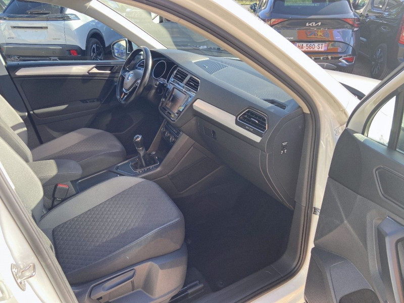 Volkswagen Tiguan 2.0 TDI 115 BV6 CONFORTLINE BUSINESS 2016 - photo n°9 Volkswagen Tiguan 2.0 TDI 115 BV6 CONFORTLINE BUSINESS  occasion à Carcassonne - photo n°9
