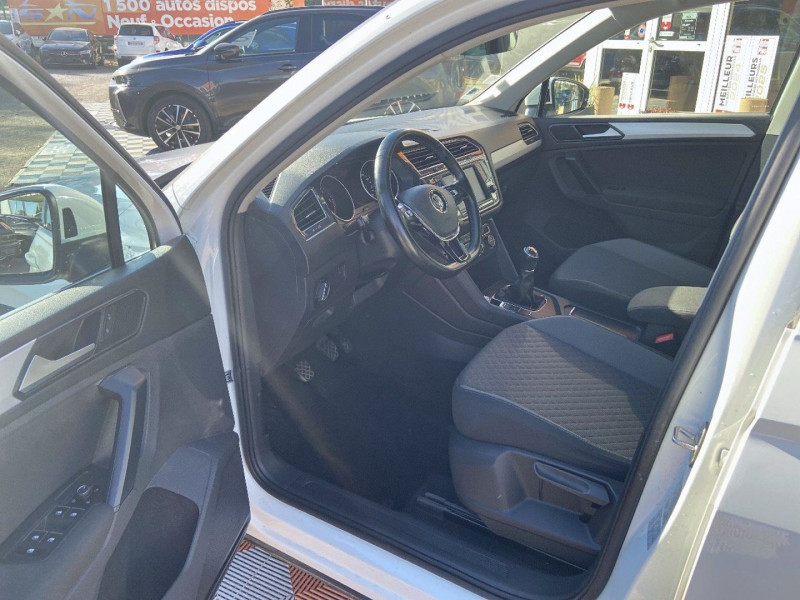 Volkswagen Tiguan 2.0 TDI 115 BV6 CONFORTLINE BUSINESS 2016 - photo n°3 Volkswagen Tiguan 2.0 TDI 115 BV6 CONFORTLINE BUSINESS  occasion à Carcassonne - photo n°3