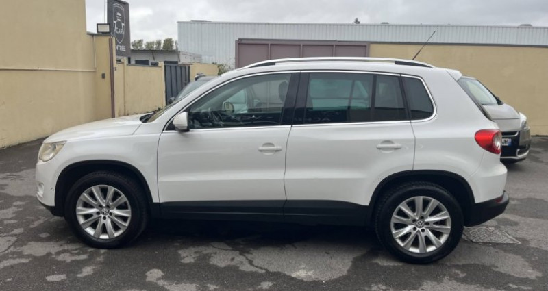 Volkswagen Tiguan 2.0 TDI 140 FAP Sportline 4Motion 2010 - photo n°5 Volkswagen Tiguan 2.0 TDI 140 FAP Sportline 4Motion  occasion à Brie-Comte-Robert - photo n°5