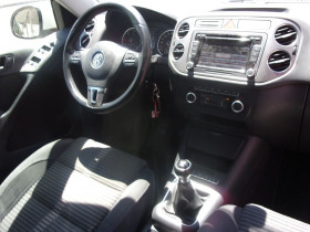 Volkswagen Tiguan 2.0 TDI 140CH FAP SPORTLINE 4MOTION  occasion  Toulouse - photo n8