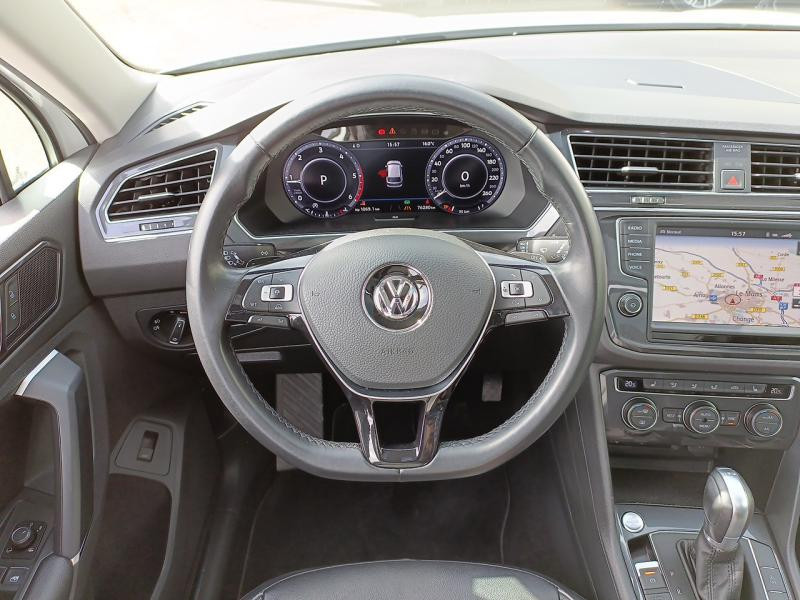 Volkswagen Tiguan 2.0 TDI 150ch BlueMotion Technology Carat Exclusive 4Motion  occasion  Le Mans - photo n6