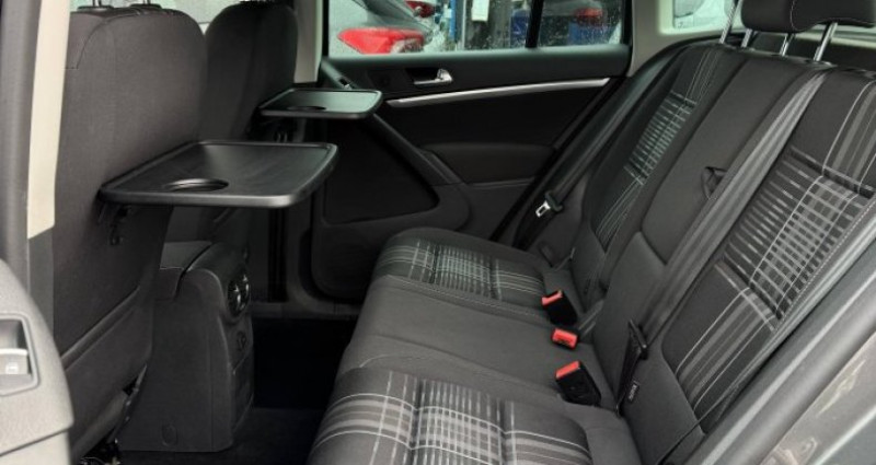Volkswagen Tiguan 2.0 TDi LOUNGE GPS TEL KEYLESS CLIM REGUL 2016 - photo n°4 Volkswagen Tiguan 2.0 TDi LOUNGE GPS TEL KEYLESS CLIM REGUL  occasion à Verson - photo n°4