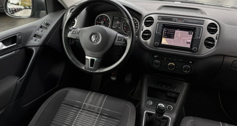 Volkswagen Tiguan 2.0 TDi LOUNGE GPS TEL KEYLESS CLIM REGUL 2016 - photo n°2 Volkswagen Tiguan 2.0 TDi LOUNGE GPS TEL KEYLESS CLIM REGUL  occasion à Verson - photo n°2