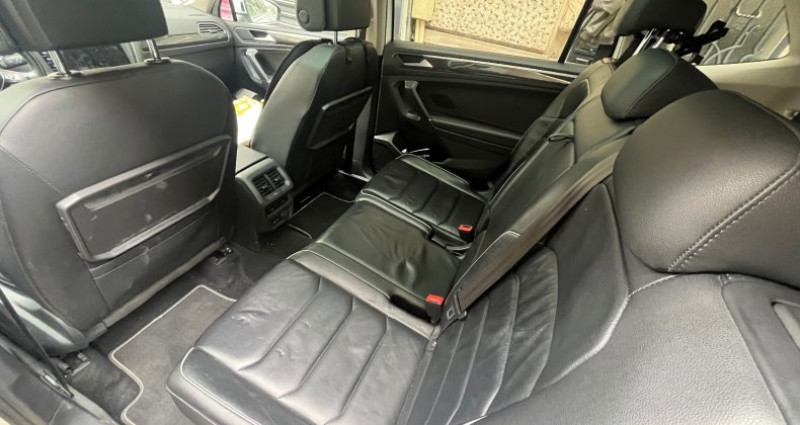 Volkswagen Tiguan ALLSPACE 2.0 TDI 190 DSG7 4Motion Carat 7 PLACES 2019 - photo n°4 Volkswagen Tiguan ALLSPACE 2.0 TDI 190 DSG7 4Motion Carat 7 PLACES  occasion à PARIS - photo n°4