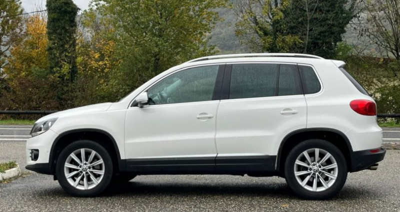 Volkswagen Tiguan N1 2.0 TDI 140 FAP CARAT 4MOTION 2012 - photo n°4 Volkswagen Tiguan N1 2.0 TDI 140 FAP CARAT 4MOTION  occasion à Challes-les-Eaux - photo n°4