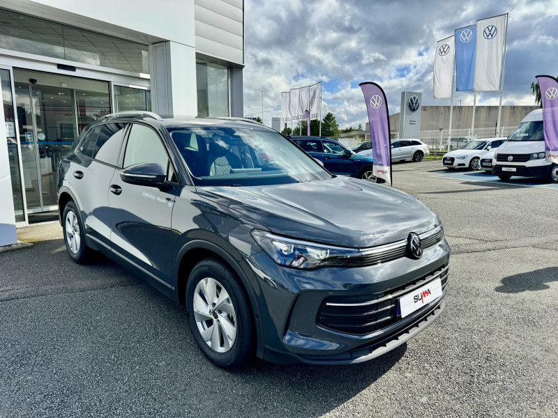 Volkswagen Tiguan Tiguan 1.5 eTSI 130ch DSG7  occasion à CHARMEIL - photo n°7