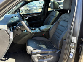 Volkswagen Touareg 3.0 TSI eHybrid 462 ch BVA 4Motion  occasion  Beaupuy - photo n8