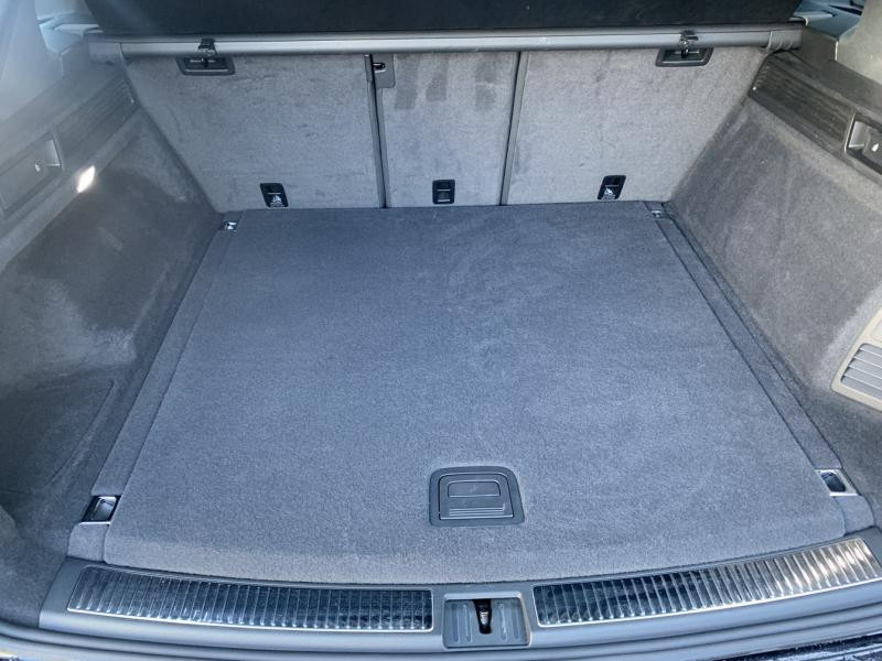 Volkswagen Touareg 3.0 TSI eHybrid 462ch R 4Motion BVA8  occasion à BISCHHEIM - photo n°8