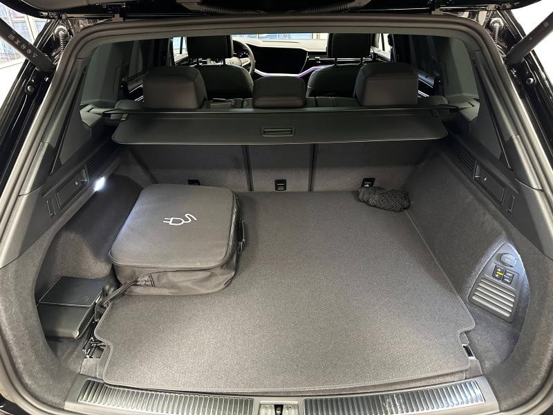 Volkswagen Touareg 3.0 TSI eHybrid 462ch R 4Motion BVA8  occasion à HAGUENAU - photo n°8