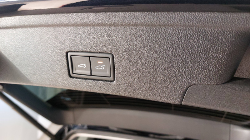 Volkswagen Touareg Touareg 3.0 TSI eHybrid 381ch Tiptronic 8 4Motion  occasion  La Rochelle - photo n7