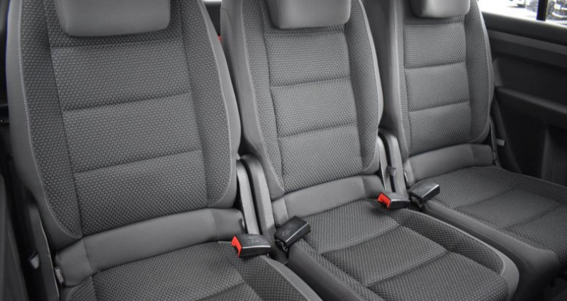 Volkswagen Touran 1.6 TDI 105 FAP Confortline DSG7 2015 - photo n°5 Volkswagen Touran 1.6 TDI 105 FAP Confortline DSG7  occasion à LE CASTELET - photo n°5