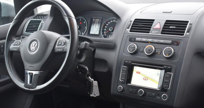 Volkswagen Touran 1.6 TDI 105 FAP Confortline DSG7 2015 - photo n°6 Volkswagen Touran 1.6 TDI 105 FAP Confortline DSG7  occasion à LE CASTELET - photo n°6