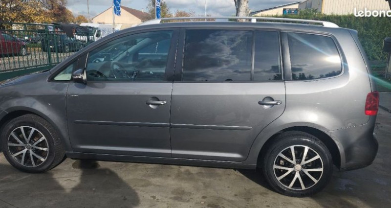 Volkswagen Touran 1.6 tdi 105ch confortline dsg7 2014 2014 - photo n°4 Volkswagen Touran 1.6 tdi 105ch confortline dsg7 2014  occasion à Saint-Soupplets - photo n°4