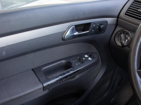 Volkswagen Touran 1.9 TDI - 105   Confort 5pl  occasion � Ganges - photo n�7