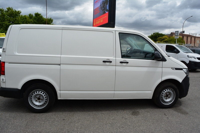 Volkswagen Transporter 2.8T L1H1 2.0 TDI 110CH BUSINESS LINE  occasion  Toulouse - photo n16