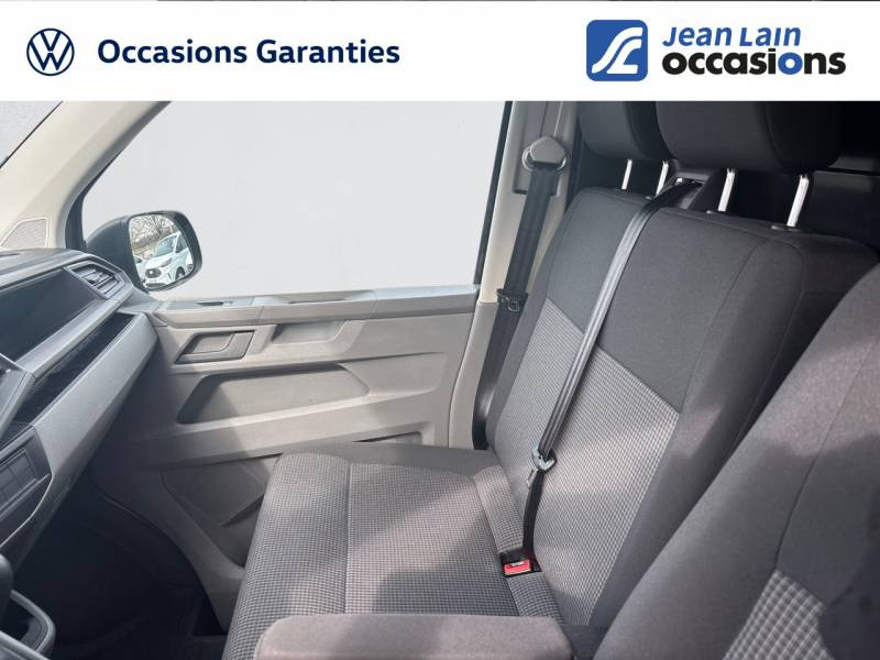 Volkswagen Transporter FOURGON 6.1 VAN L2H1 2.0 TDI 204 DSG7 4MOTION BUSINESS  occasion à La Motte-Servolex - photo n°6