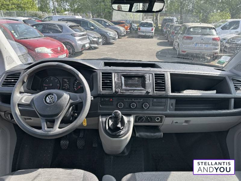 Volkswagen Transporter FOURGON FGN VITRE L2H1 2.0 TDI 150 4MOTION  occasion  VILLENEUVE D'ASCQ - photo n2