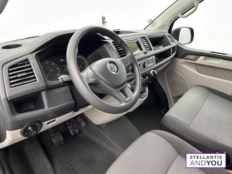 Volkswagen Transporter FOURGON FGN VITRE L2H1 2.0 TDI 150 4MOTION  occasion  NANTERRE - photo n8